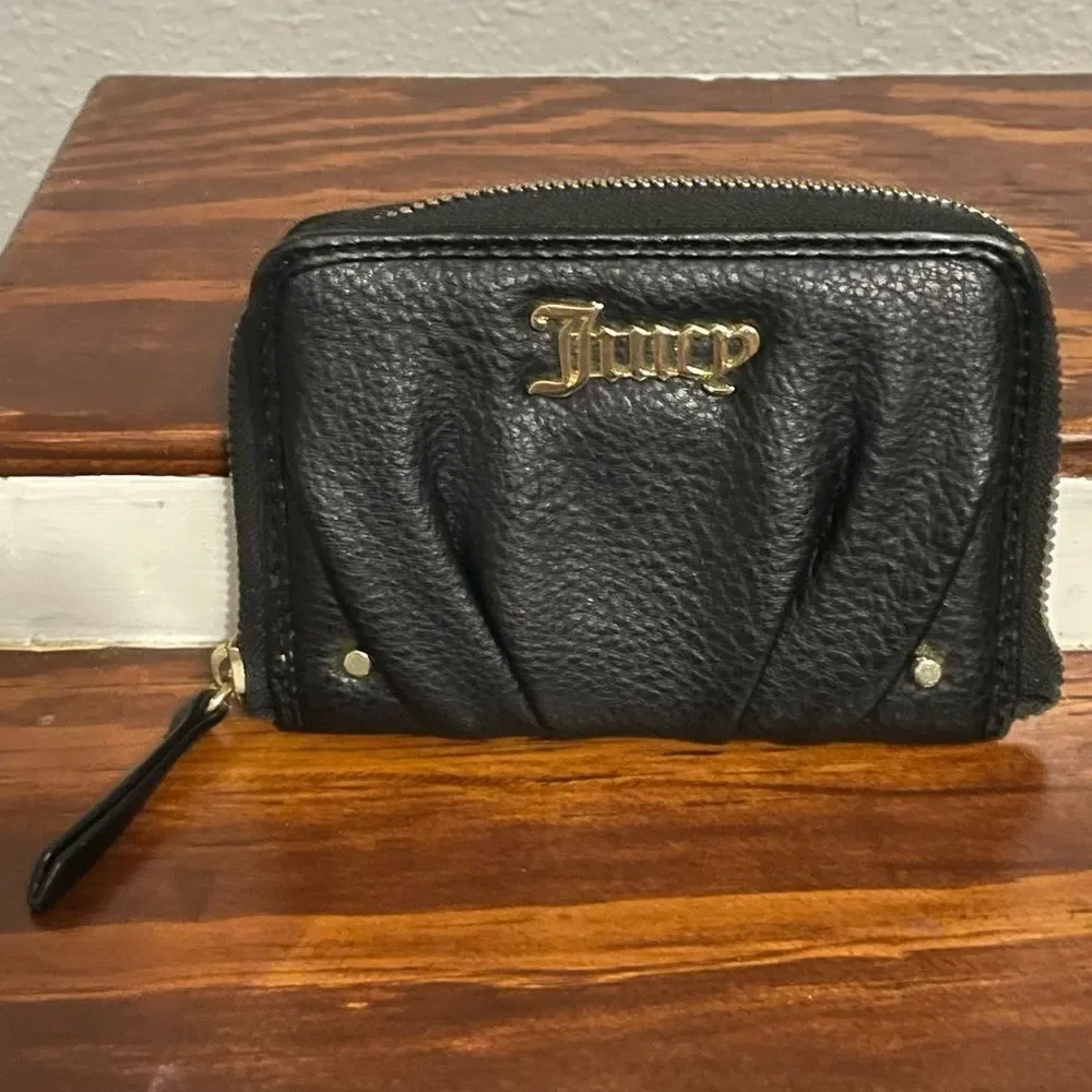 Juicy Couture Black Wallet With Card ID and Money Slots